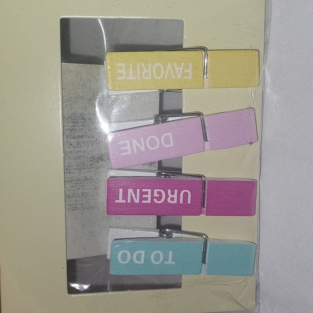 CRAFT smart clothespins  , to do , urgent  , done , favorite  ,